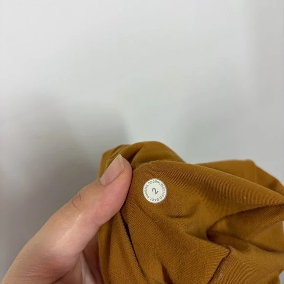 Lululemon Warm Down MR Jogger Size 2 - Picture 9 of 9